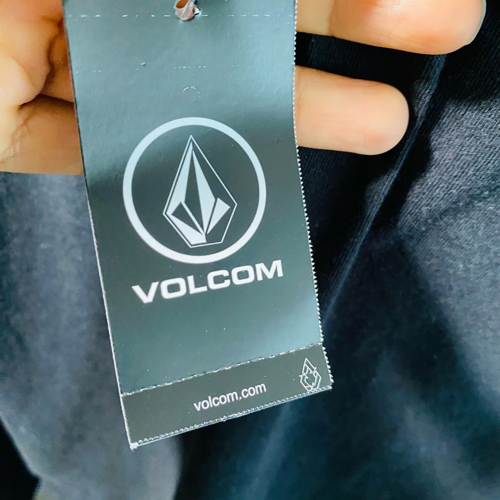 Volcom S - Picture 3 of 5